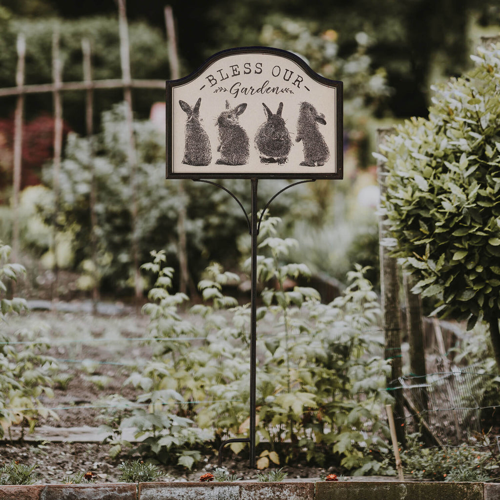 Original Barn丨Rabbits Yard Sign